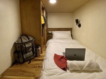 happiness hostel siargao