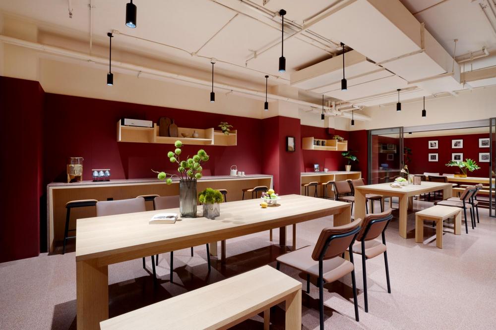 base wangfujing serviced apartment