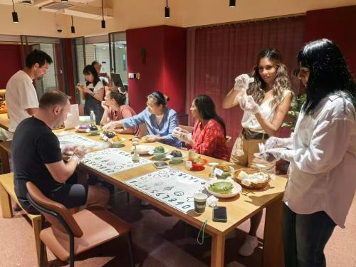 base wangfujing serviced apartment