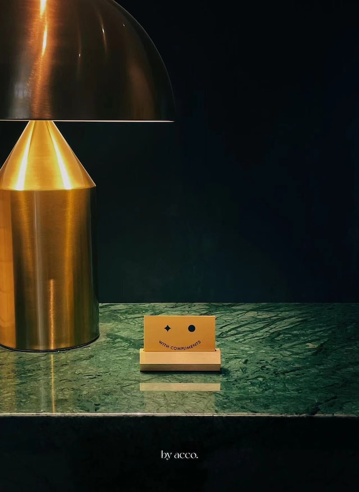 base wangfujing serviced apartment