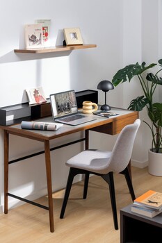 base wangfujing serviced apartment