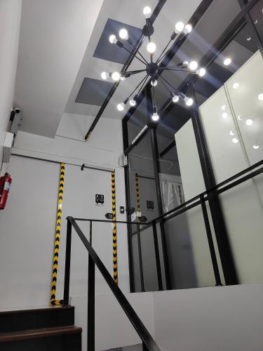 met a space pod phrom phong