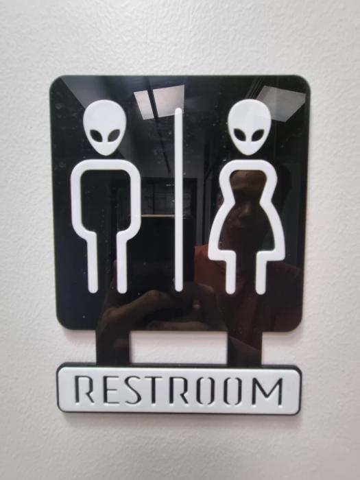 met a space pod phrom phong