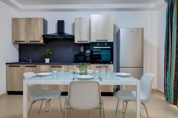 1 bedroom apartment sliema tigne suites
