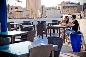 1 bedroom apartment sliema tigne suites