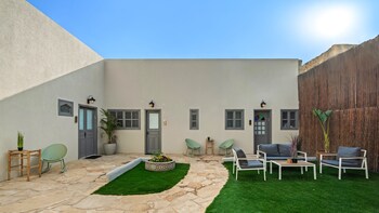 helios boutique suites by la finca hotel