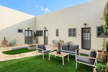 helios boutique suites by la finca hotel