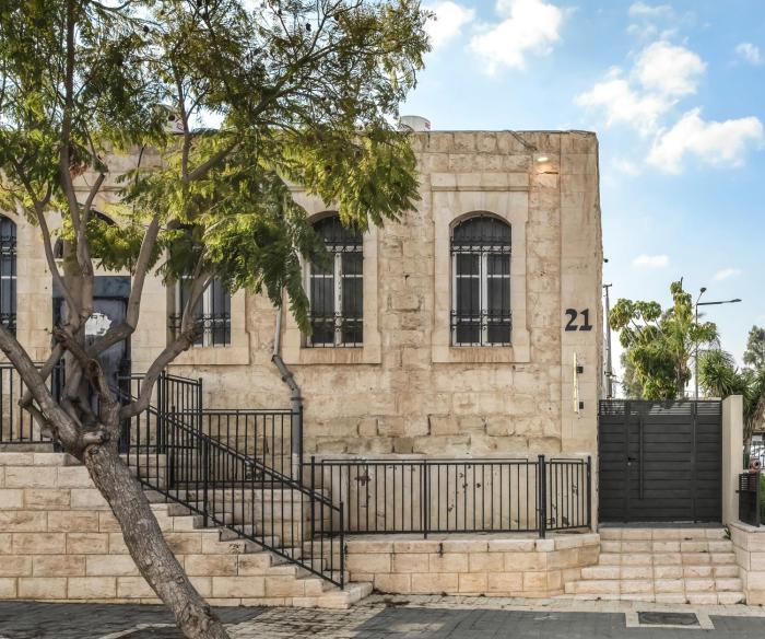 helios boutique suites by la finca hotel