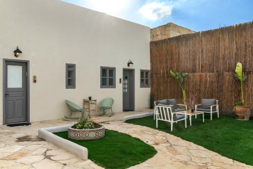 helios boutique suites by la finca hotel