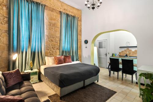 helios boutique suites by la finca hotel
