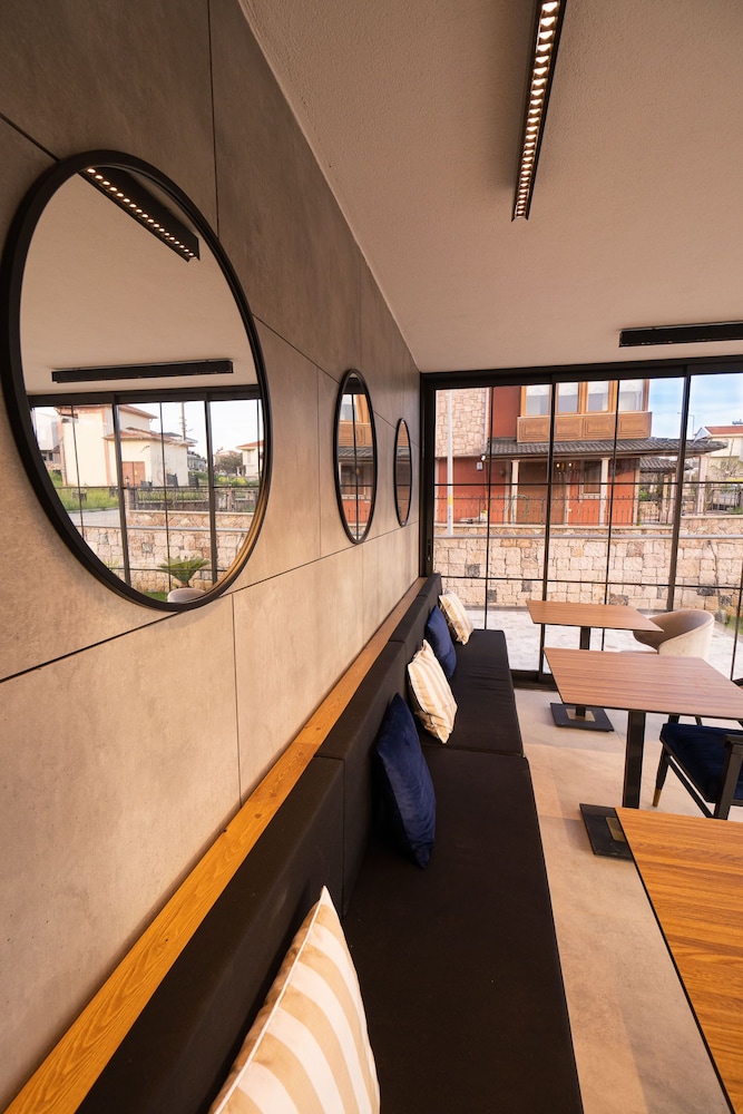 leone cunda edition otel