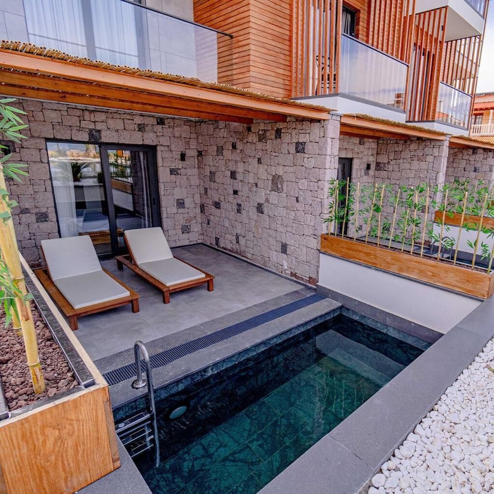 leone cunda edition otel