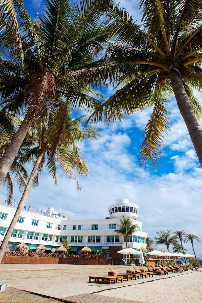 sizihwan sunset beach resort