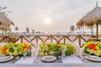 sizihwan sunset beach resort