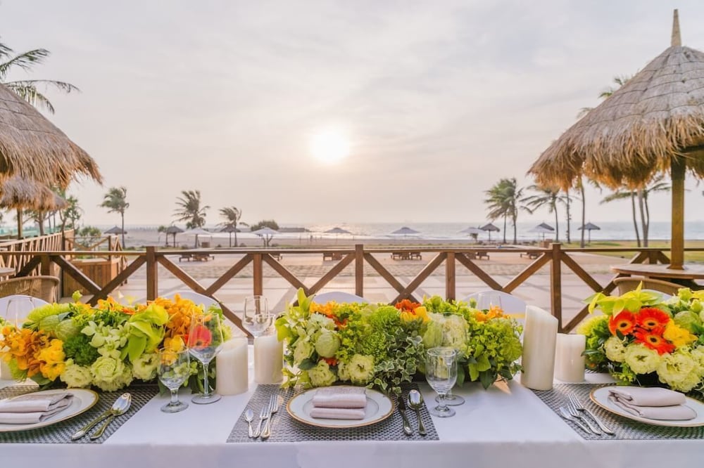 sizihwan sunset beach resort