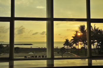 sizihwan sunset beach resort