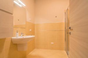 le alpi bedandliving