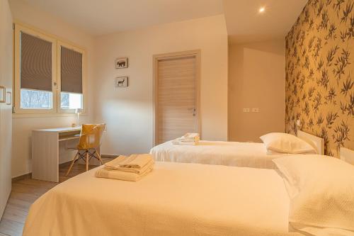 le alpi bedandliving