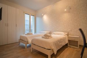 le alpi bedandliving