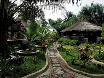 tariqs resort and restaurant