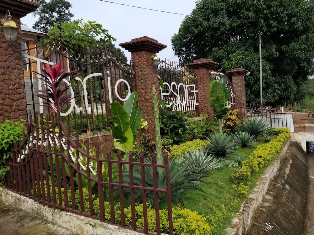 tariqs resort and restaurant