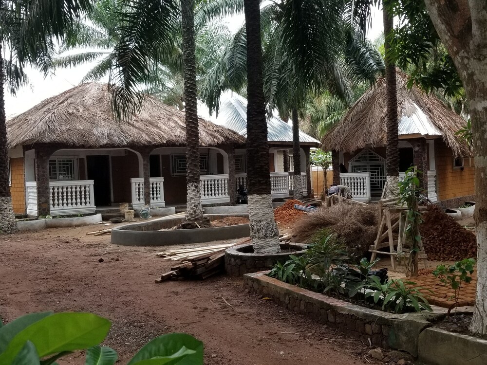 tariqs resort and restaurant