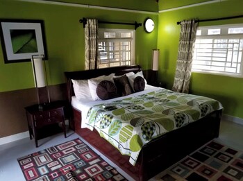 tariqs resort and restaurant