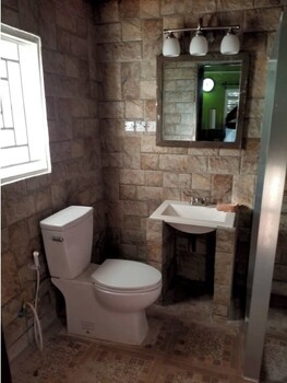 tariqs resort and restaurant