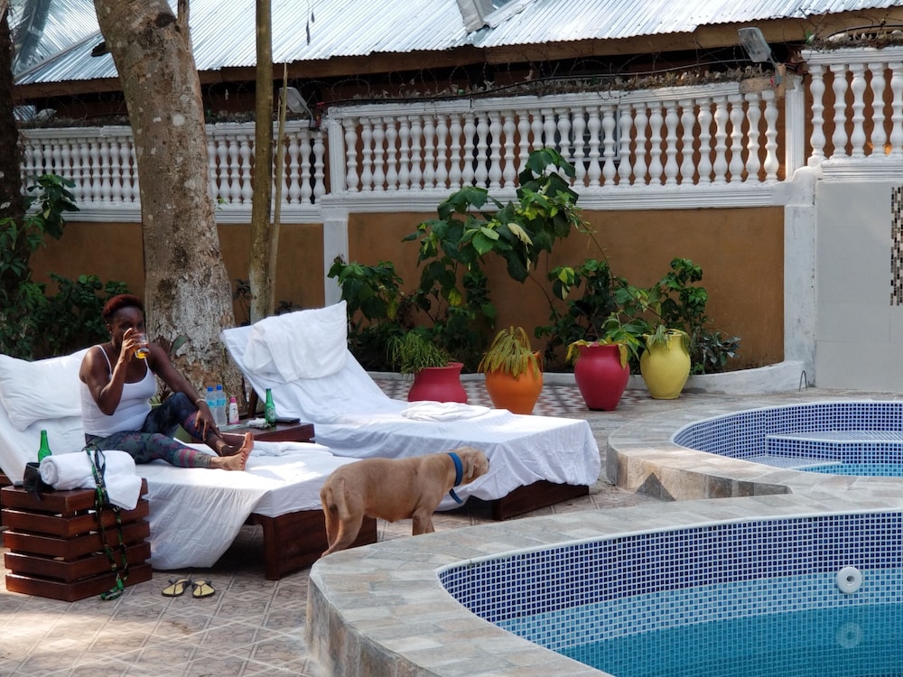 tariqs resort and restaurant