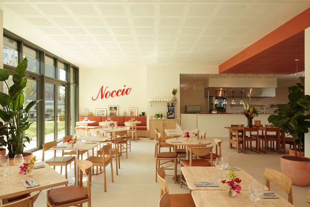 okko hotels paris rosa parks