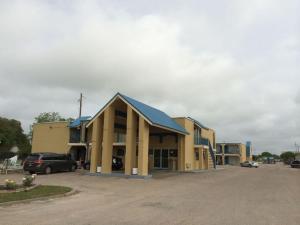 Americas Best Value Inn Schulenburg,Eagle Lake>>Columbus,2 star
