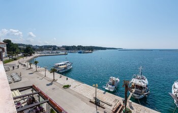 hotel dua residence