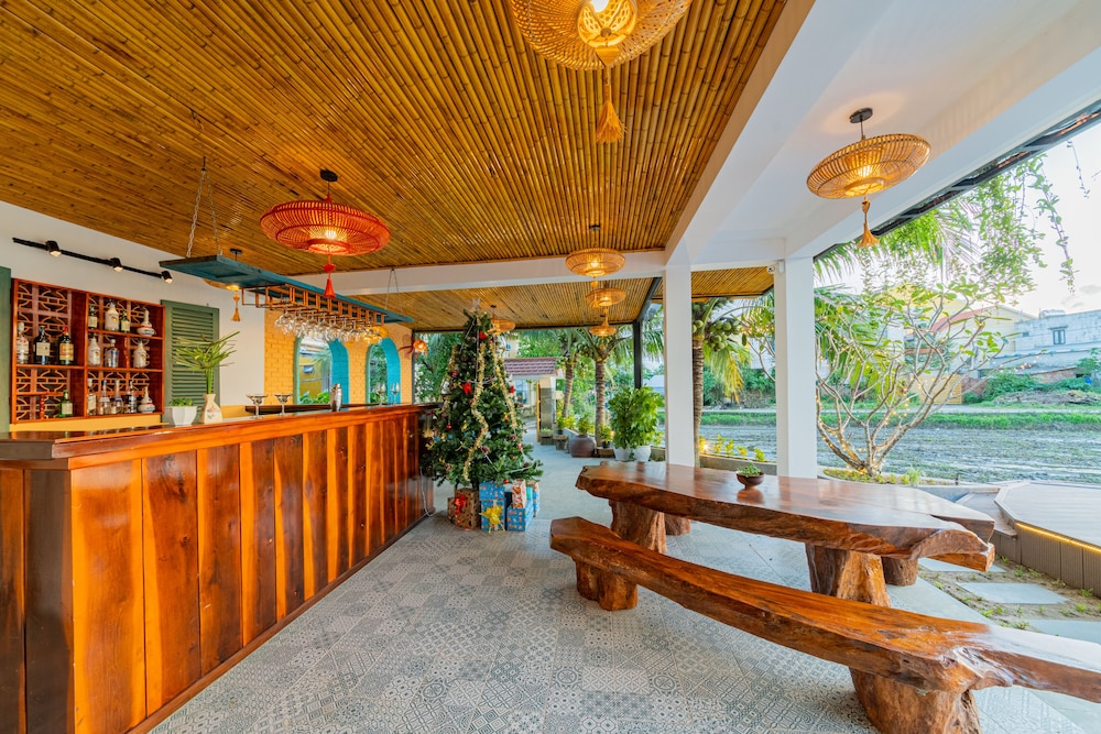 sunkissed paddy hoi an villa