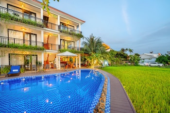 sunkissed paddy hoi an villa