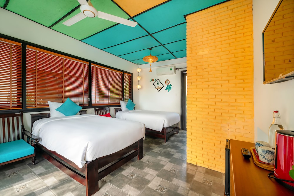 sunkissed paddy hoi an villa