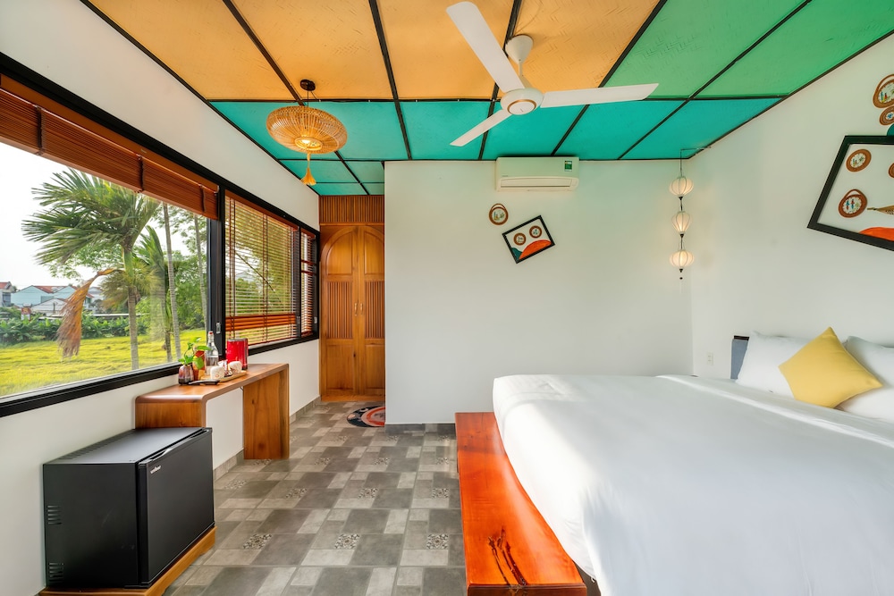 sunkissed paddy hoi an villa