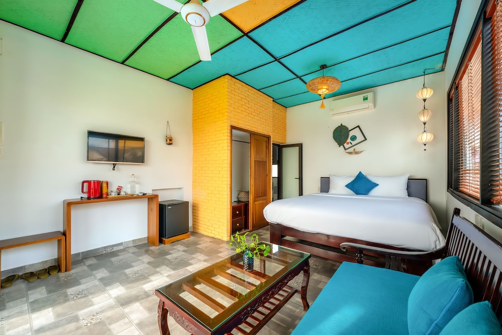 sunkissed paddy hoi an villa