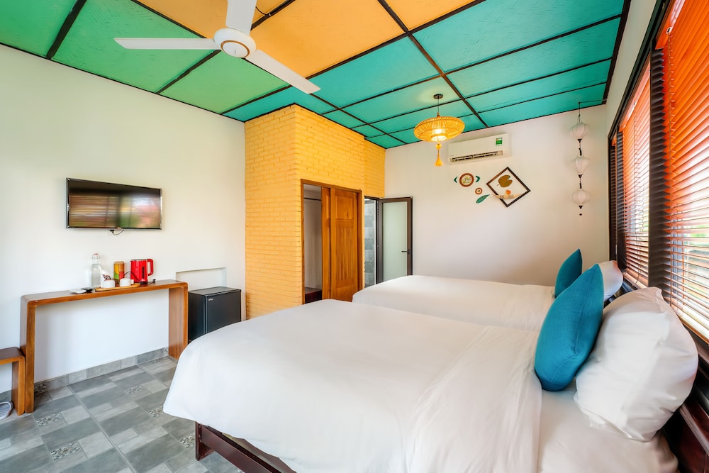 sunkissed paddy hoi an villa