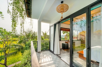 sunkissed paddy hoi an villa