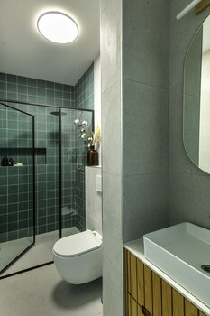 stunning 2br apartment in beeri