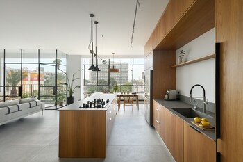 stunning 2br apartment in beeri