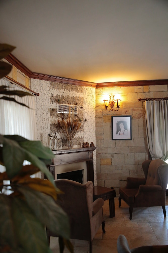 the mira house