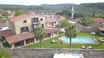 the mira house
