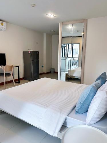 the lodge at min residence
