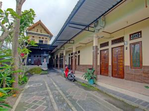 spot on 91981 diwi homestay