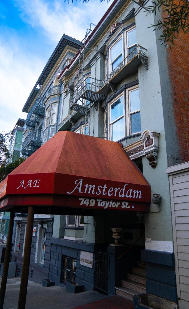 amsterdam hostel