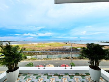 seaside hotel