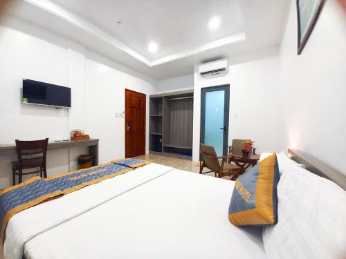 seaside hotel