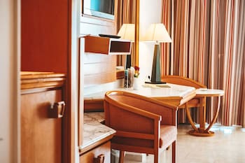 hotel kanta resort and spa