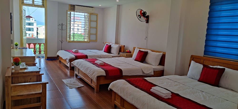 thanh huong 99 hotel noi bai